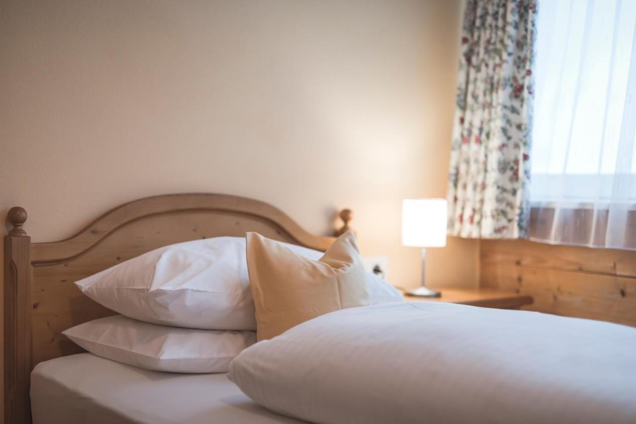 Hotel Bad Salomonsbrunn Anterselva di Mezzo Ngoại thất bức ảnh