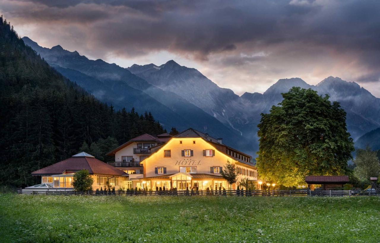 Hotel Bad Salomonsbrunn Anterselva di Mezzo Ngoại thất bức ảnh