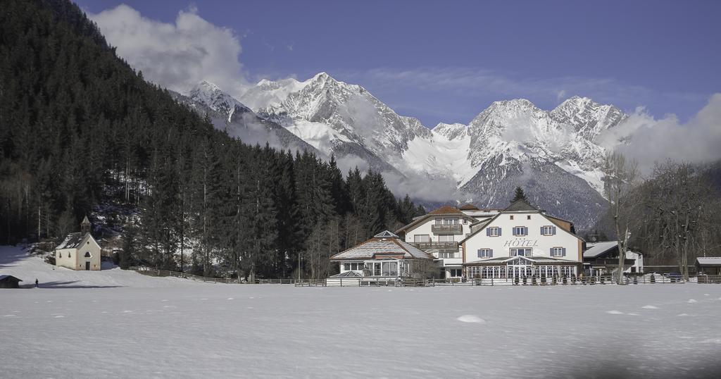 Hotel Bad Salomonsbrunn Anterselva di Mezzo Ngoại thất bức ảnh